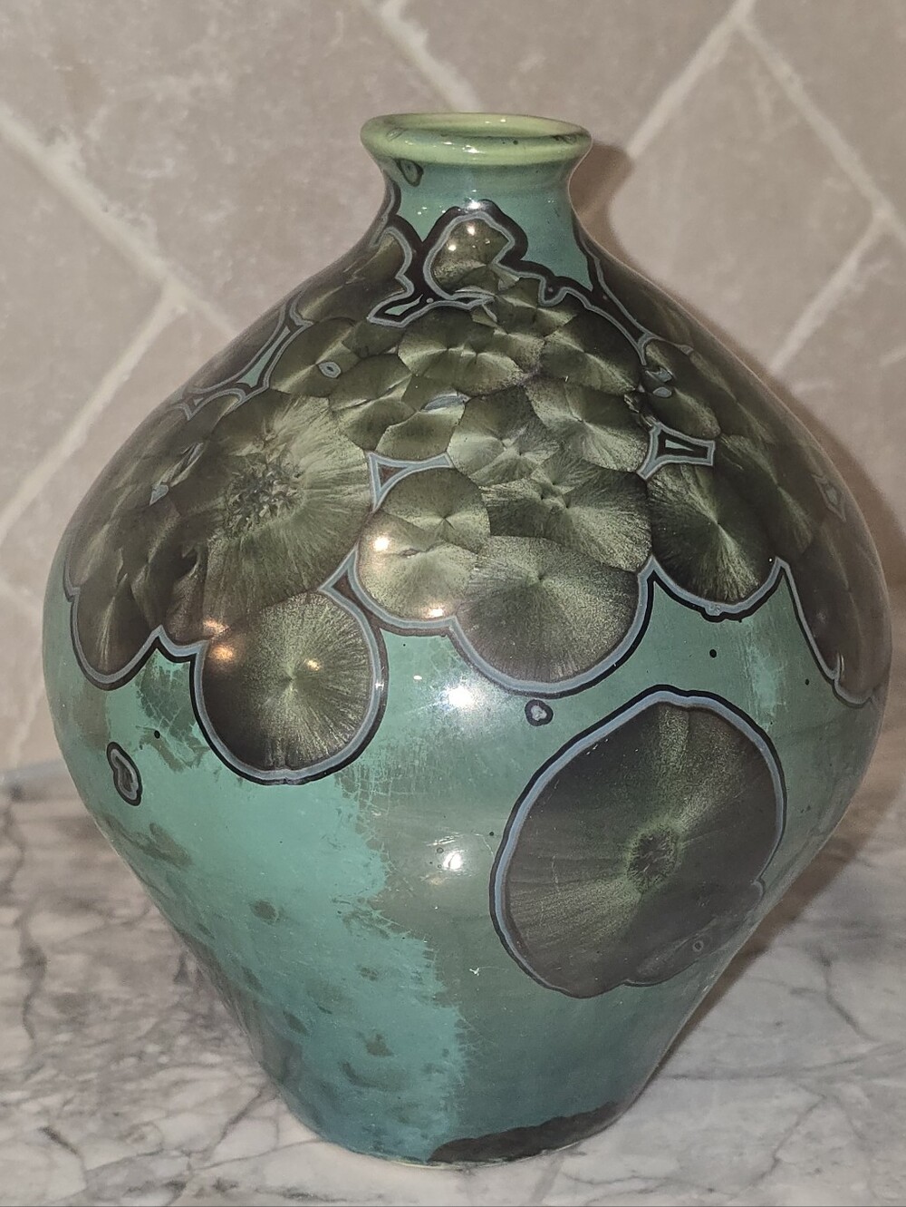 Stunning Vintage Ceramic Studio Art Pottery Vase w/ Crystalline Glaze Green Pot